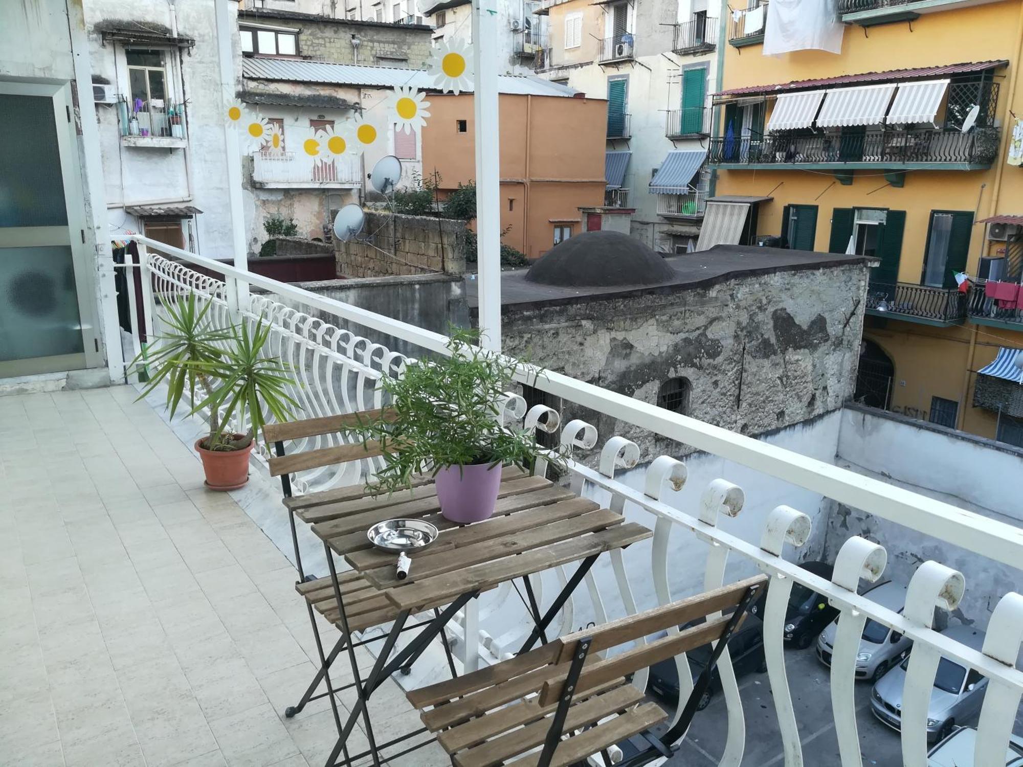 Dint e viche e Napule Guest House Napoli Esterno foto