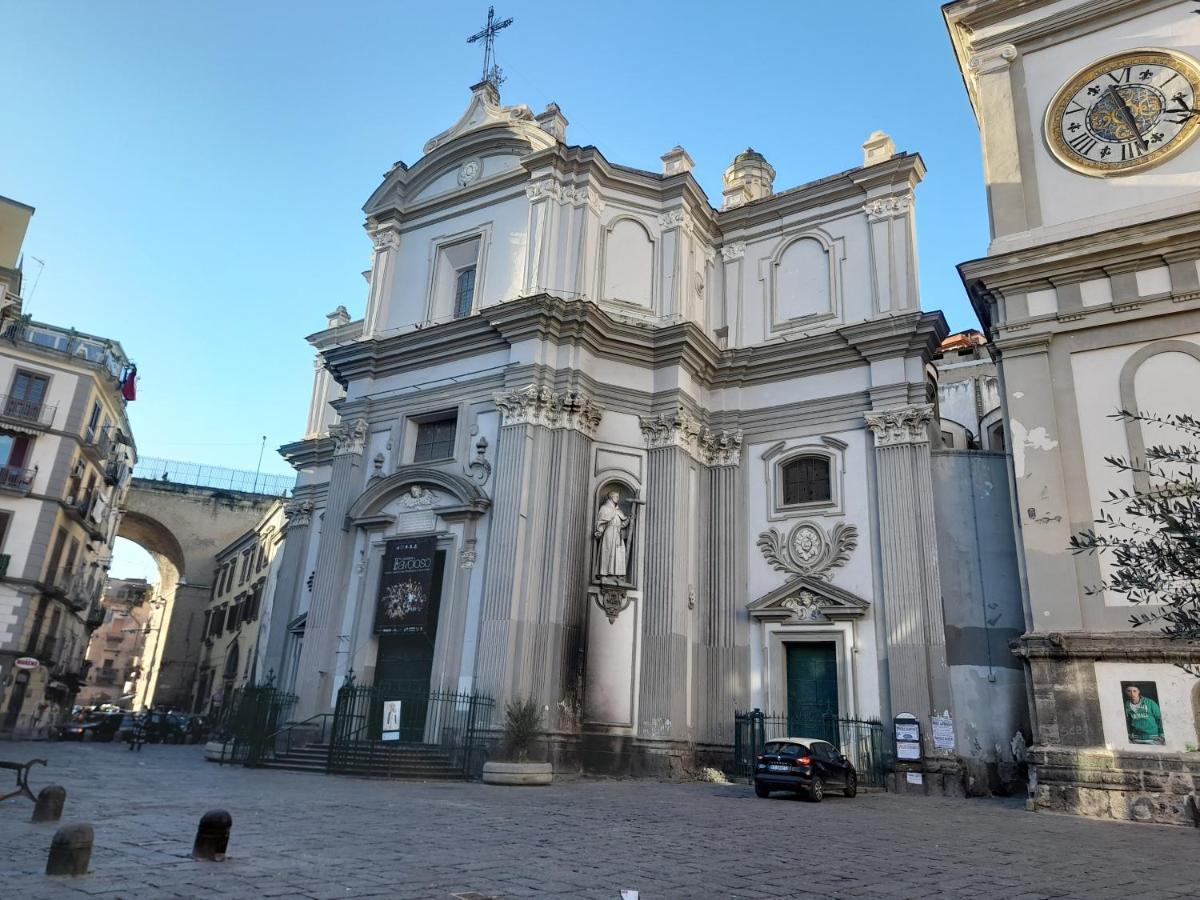 Dint e viche e Napule Guest House Napoli Esterno foto