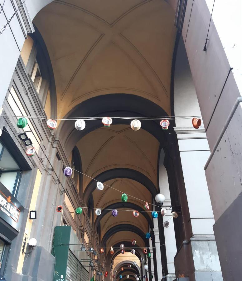 Dint e viche e Napule Guest House Napoli Esterno foto