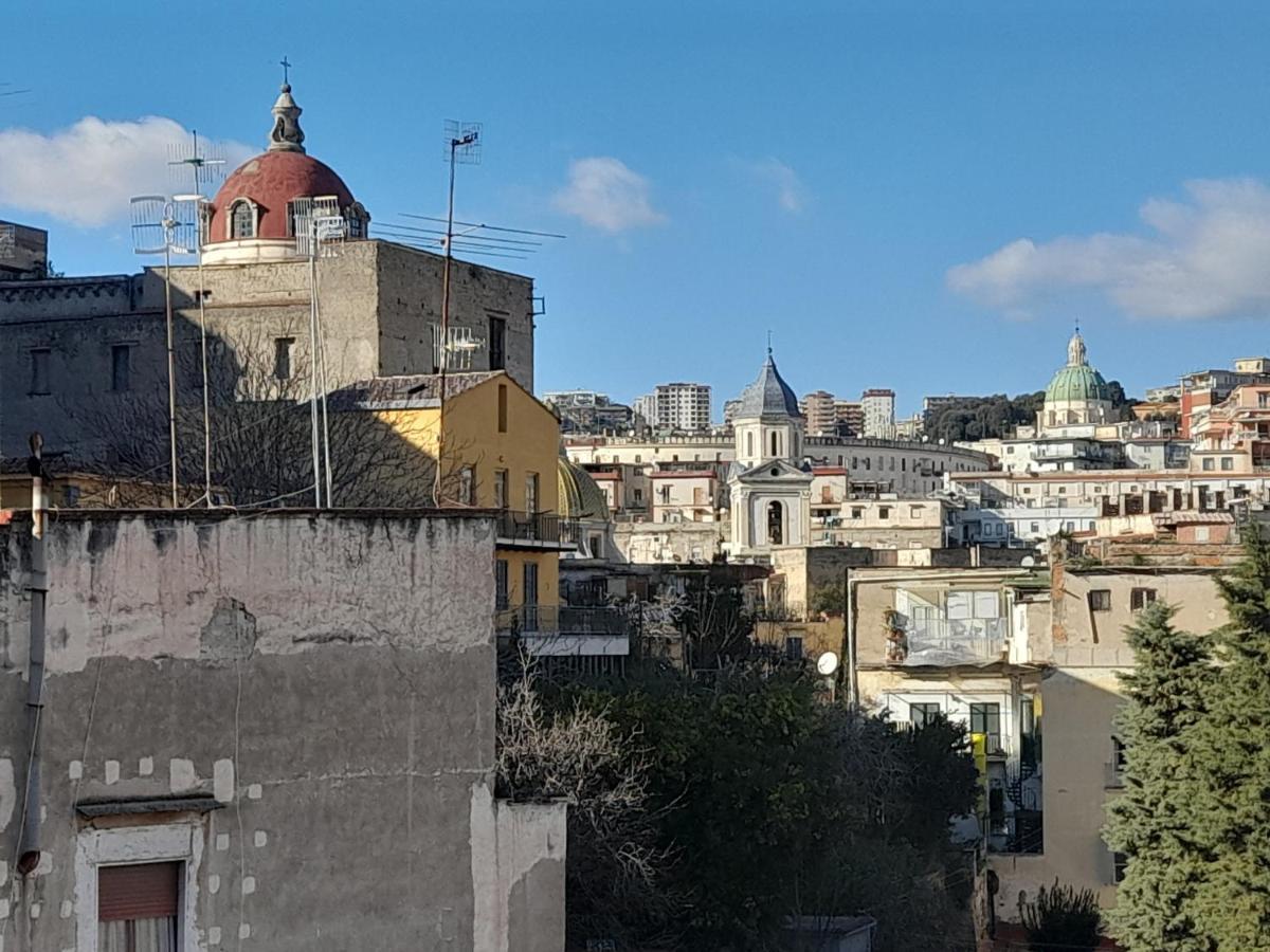 Dint e viche e Napule Guest House Napoli Esterno foto