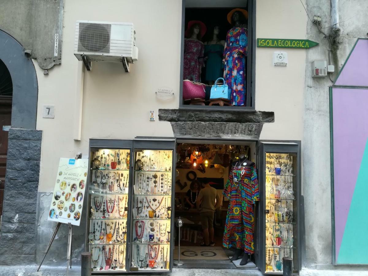 Dint e viche e Napule Guest House Napoli Esterno foto