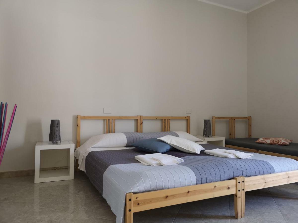 Dint e viche e Napule Guest House Napoli Esterno foto