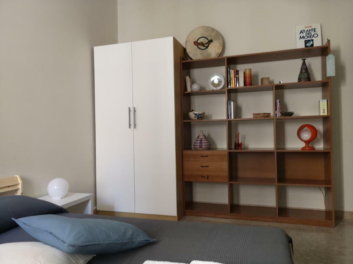 Dint e viche e Napule Guest House Napoli Esterno foto
