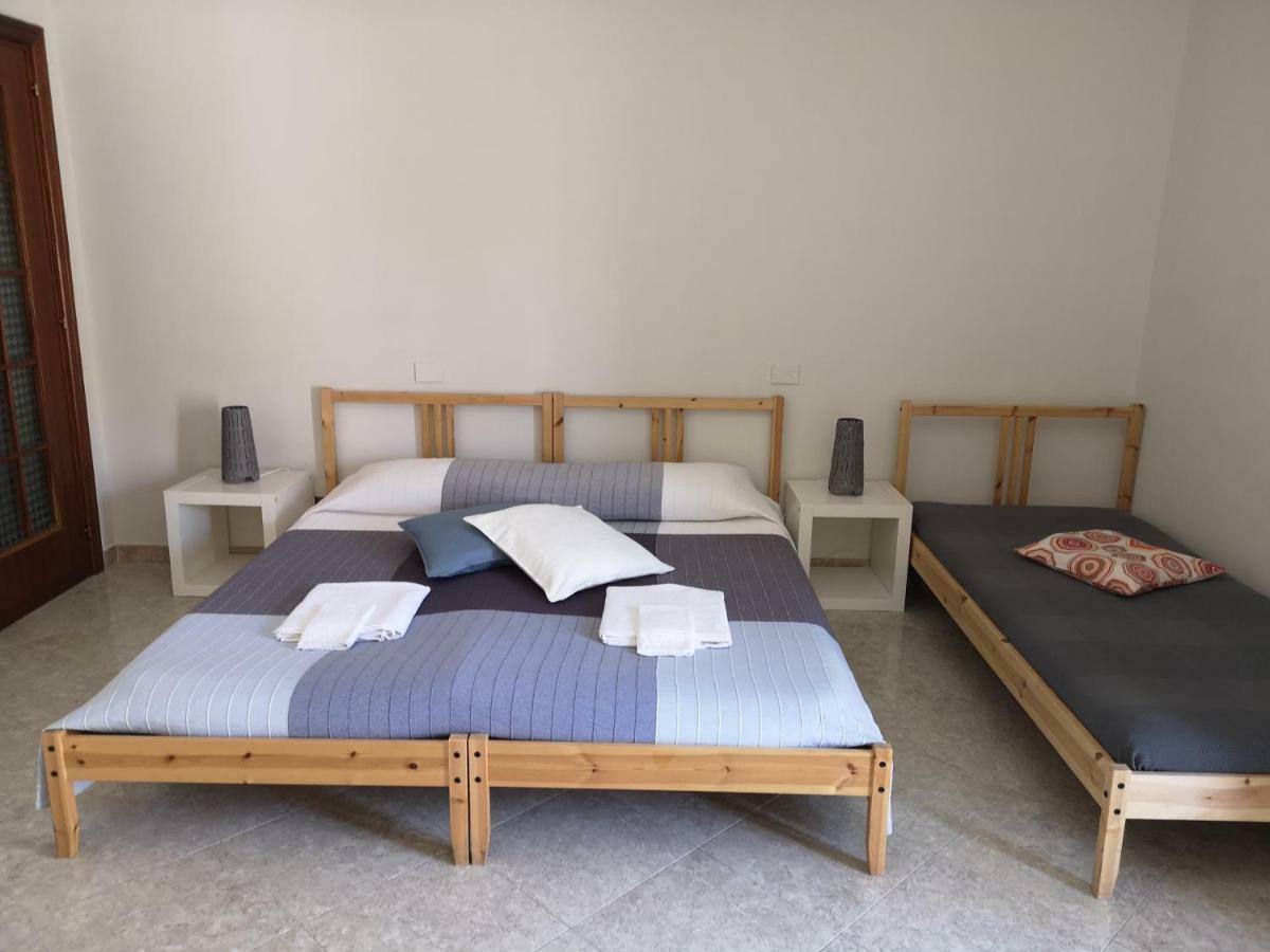 Dint e viche e Napule Guest House Napoli Esterno foto